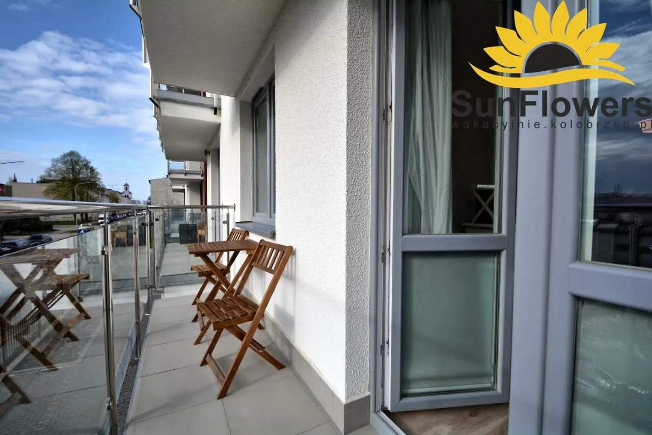 Sunflowers Apartament Morski W Kolobrzegu Apartment Poland